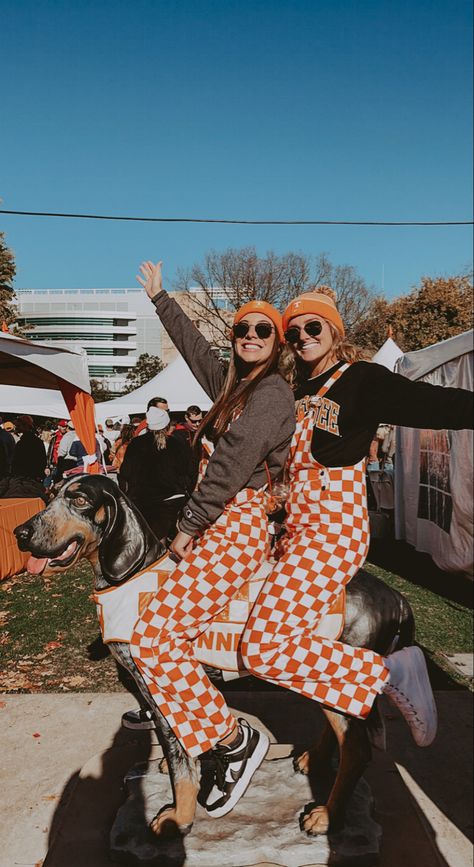 #gameday #tennessee #utk #ut #overalls #fashion #aesthetic Tennessee Overalls, Ut Gameday Outfit Tennessee, University Of Tennessee Game Day Outfits, Gabriella Aesthetic, Tennessee University Aesthetic, Utk Gameday Outfit, Ut Vols Gameday Outfit, Knoxville Outfits, Tennessee Vols Tailgate