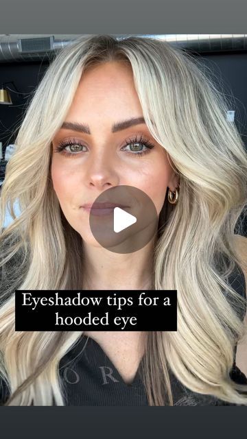 Harmony Beus on Instagram: "I feel like I could have chosen a better description for hooded eyes 🤦🏼‍♀️😂. Regardless.. This video has some great tips for a hooded eye 👁️! Here are the colors I used ⬇️  ✨Fiji cream highlight from Seint  ✨Bubba, Valencia, Cupcake, Coco, and Salem eyeshadows from Seint  ⭐️ Shop them through the link in my bio 😊" Hooded Eyes Cat Eye, Hooded Eye Eyeshadow, Eyeshadow Hooded Eyes, Harmony Beus, Eye Makeup For Hooded Eyes, Eyeshadow For Hooded Eyes, Eyeshadow Tips, Cat Eye Makeup, Hooded Eye Makeup