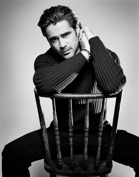 One of the most beautiful men in the world. Colin Farrell. Pose Portrait, Male Models Poses, Jonathan Rhys Meyers, Portrait Photography Men, Logan Lerman, Gemma Arterton, Men Photography, Colin Farrell, Man Sitting