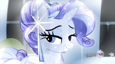 crystal Rarity. Rarity Gif, Lidded Eyes, Rarity Pony, Crystal Ponies, Mlp Rarity, Princess Cadence, Magic Photo, Queen Chrysalis, Sweetie Belle