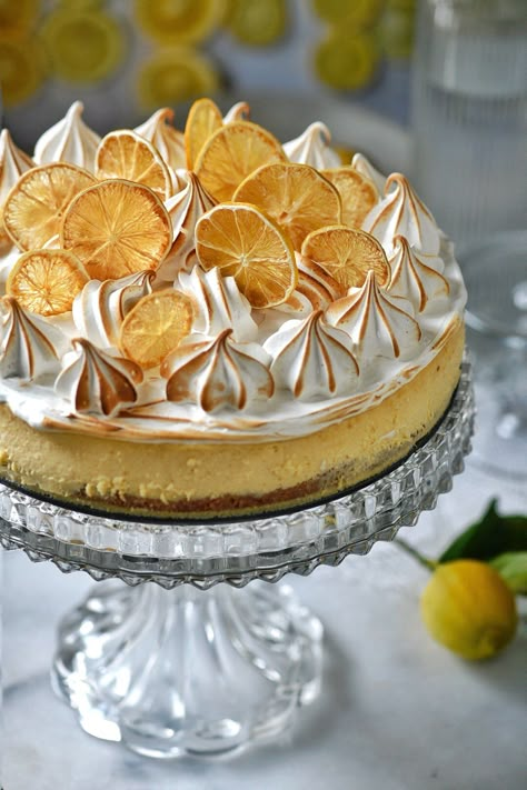 Cheesecake Decoration, Lemon Meringue Cheesecake, Lemon Meringue Tart, Pie Decoration, Baked Cheesecake, Coconut Cheesecake, Meringue Cake, Lemon Meringue Pie, Meringue Pie