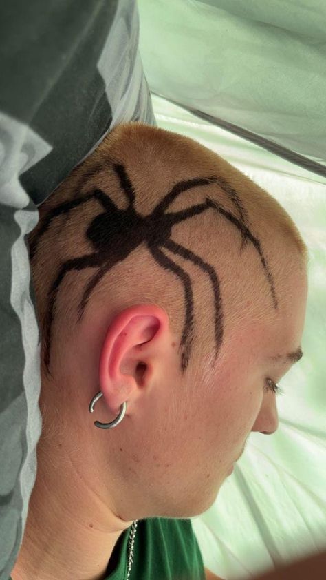 Dyed Hair Designs Shaved Head, Men Bleached Hair Short Design, Shaved Bleached Hair With Designs, Hair Dye Shaved Head, Buzzcut Dye Designs Men, Spider Buzzcut, Buzzed Hair Color Design, Blonde Buzzcut With Designs, Buzzcut Men Design