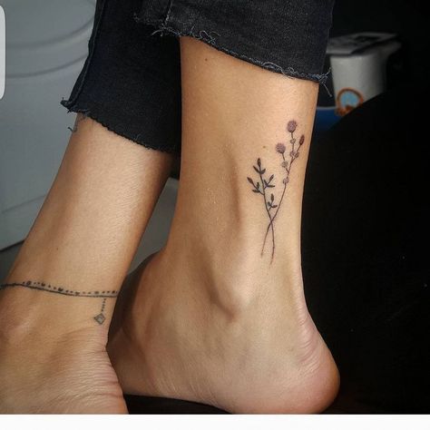 Back Of Ankle Tattoo, Ankle Foot Tattoo, Tatoo Dog, Small Foot Tattoos, Ankle Tattoos For Women, Female Tattoos, Ankle Tattoos, Foot Tattoos For Women, Tattoos For Women Flowers