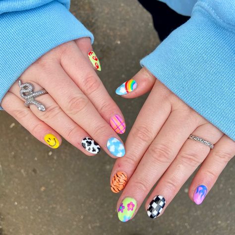 Summer Nails Art, Kutek Disney, Hippie Nails, Subtle Nails, Cute Gel Nails, Trendy Nail Art, Kawaii Nails, Funky Nails, Pretty Acrylic Nails