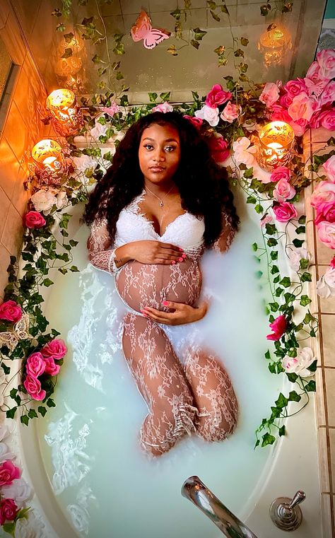 Milk Bath Photography Maternity Black, Rose Maternity Shoot, Butterfly Maternity Shoot Black Women, Maturity Photoshoot Black Women, Butterfly Maternity Shoot, Maternity Photo Shoot Ideas Black Women, Maturity Shoot, Maternity Shoot Outfit, Maternity Picture Outfits