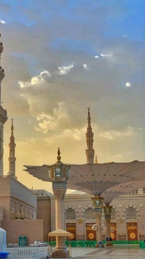 Mekah Madinah Wallpaper Aesthetic, Kabbah Makkah Aesthetic, Kakbah Mekkah Beautiful Wallpaper, Mekkah Aesthetic, Madinah Aesthetic, Aesthetic Makkah, Makkah Aesthetic, Mekka Islam, Mosque Art