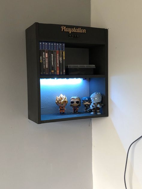 Men Room Shelf Decor, Gamer Shelf, Gaming Shelves, Ps4 Setup, Nerd Room Ideas, Wine Bar Furniture, Baseball Bedroom Decor, Gaming Shelf, Video Game Shelf