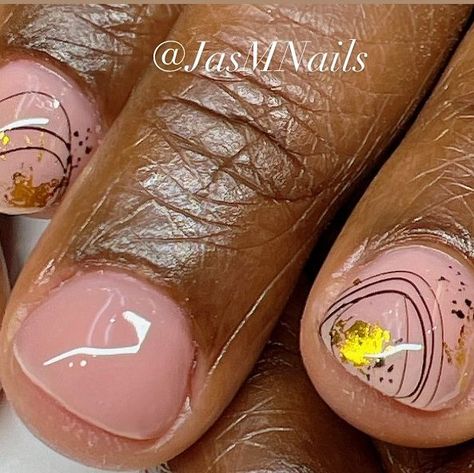 🌸JASMINE M.🌸 on Instagram: "Builder Gel Overlay 

Colors used:

Giving Classy 
Spider Gel 
Gel Paint 
Foil

#suitelife #nailsuite #nailsnailsnails #naillife #nailfeed #ilovewhatido #nailart #trusttheprocess #practicemakesprogress #growingeveryday #workhardprayharder #nails #prettynails #freehandnailart #chicagonails #chicagonailtech #bgdn #nailart #nailartist #nailsofinstagram #nailhandart #allthingsnails #naturalnailcarespecialist #chicagonochipmani #blacknailtechs @sugarandcream #nailfeed #naildesigns #nailsofinstagram @dndgel_community #dnd @ohsnapbeautysupply #nochipmanicure #jazzynailsijs #jasm_nails115" No Chip Manicure, Spider Gel, Natural Nail Care, Gel Paint, Gel Overlay, Suite Life, Builder Gel, Hand Art, Nail Artist