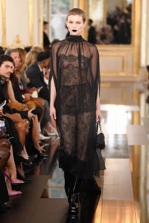 Valentino Fall 2024 Ready-to-Wear Runway, Fashion Show & Collection Review [PHOTOS] Fall Ready To Wear, Valentino 2024, Valentino Runway, Pierpaolo Piccioli, Goth Wedding, Show Collection, March 2024, Fashion Show Collection, Winter 2024