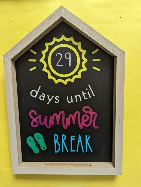 Chalkboard frame plus DIY with Cricut premium vinyl. Countdown To Summer Ideas, Summer Countdown Bulletin Board, Last Day Of School Countdown Board, Teacher Countdown To Summer, School Countdown To Summer, Abc Countdown To Summer 4th Grade, Countdown To Summer Bulletin Board, Abc Countdown To Summer 2nd Grade, A-z End Of Year Countdown