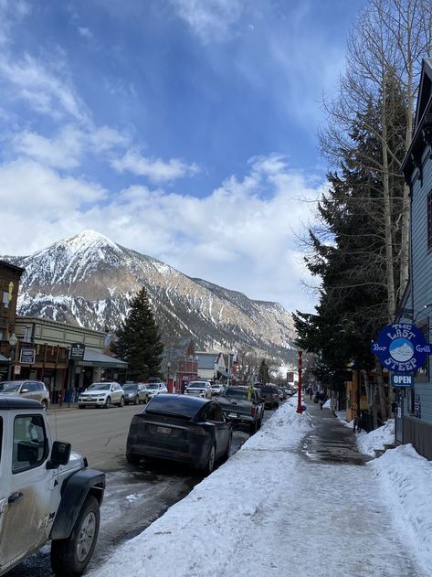 Cassie Hobbes, Colorado Aesthetic, Colorado College, Mountain Aesthetic, Penelope Douglas, Colorado Winter, Living In Colorado, Senior Trip, Mountain Life