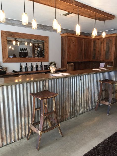 Country Bar Design, Rustic Bar Aesthetic, Bar Interior Design Rustic, Country Bar Ideas, Rustic Bar Ideas, Rustic Bars, Rustic Bar Decor, Christmas Front Porch Ideas, Western Bar