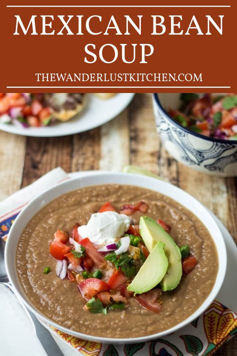 Warm your soul with this creamy Mexican Bean Soup. This pinto bean soup offers a flavorful and affordable taste of Latin comfort. Mexican Pinto Bean Recipes, Bean Soup Mexican, Healthy Delicious Soups, Mexican Bean Soup, Pinto Bean Soup, Pinto Bean Recipes, Pinto Bean, Vegetable Soup Healthy, Bean Soup Recipe