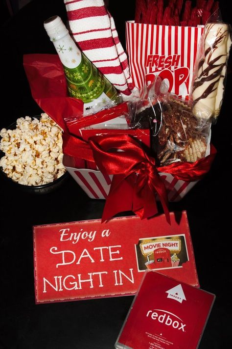 DIY Date Night In Gift with Redbox - give the gift of a movie night at home including a FREE printable! #TysonFreeMovieNight #ad Date Night In Gift Basket, Date Night Gift Basket Ideas, Night In Gift Basket, Date Night Gift Basket, Family Movie Night Gift, Redbox Gift, Diy Date Night, Date Night Basket, Movie Basket Gift