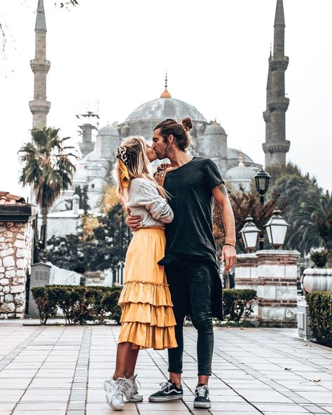 Turkey is such a surprising destination with so many different places to explore. Cappadocia is only one of them. Save this pin as photo inspiration for your next trip to Turkey and to find out what places to visit the best 🇹🇷🧡 #turkey #cappadocia #mariefeandjakesnow #travelcouple #photoinspiration #couplegoals Istanbul Places To Visit, Turkey Honeymoon, Istanbul Pictures, Istanbul Travel Guide, Turkey Fashion, Istanbul Turkey Photography, Honeymoon Pictures, Mediterranean Travel, Istanbul Photography