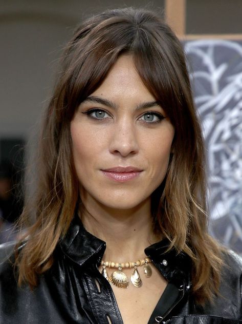 The Best Fringe for Every Face Shape, According to a Celebrity Hairstylist Fringe For Oblong Face, Fringe For Long Face, Fringe For Small Forehead, Fringe For Oval Face Shape, Haircut Ideas For Long Hair Face Shapes, Side Curtain Bangs Long Hair, Side Fringe Haircut, Long Hair Fringe Styles, French Fringe Long Hair