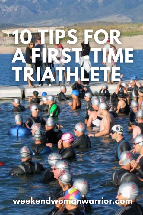 It's your first triathlon and you have one goal: surviving. There are plenty of tips out there for being the ultimate competitor but here are 10 tips to help you survive. Triathlon training. Triathlon women. triathlon training for beginners. Triathlon Hairstyles, Triathlon Training For Beginners, Women Triathlon, Triathlon Transition, Sprint Triathlon Training, 15 Minute Morning Yoga, Triathlon Training Program, Triathlon Women, Sprint Triathlon