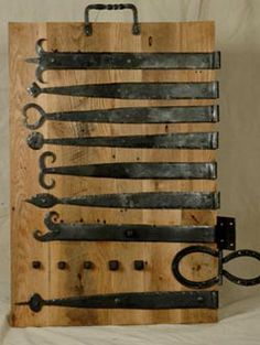 Rustic Hardware, Clavos, Decorative Nails, Decorative Hinges ... Decorative Hinges, Iron Hinges, Gate Hinges, Strap Hinges, Rustic Hardware, Blacksmith Projects, Blacksmith Shop, La Forge, Iron Door