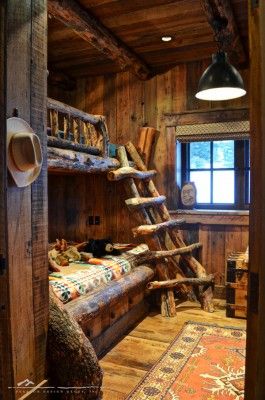 Beach House Bunk Beds, Alcove Bed, Casa Hobbit, Sleeping Nook, Lodge Look, House Bunk Bed, Log Cabin Ideas, Cabin Living, Log Cabin Homes