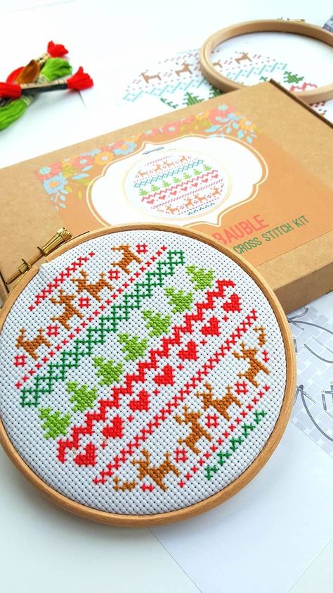 Cross Stitch First Christmas, Modern Christmas Cross Stitch, First Christmas Cross Stitch Ornament, Small Christmas Cross Stitch Patterns, Cross Stitch Christmas Patterns, Christmas Cross Stitch Patterns, Christmas Fair Isle, Christmas Fair Ideas, Cross Stitch Pattern Christmas