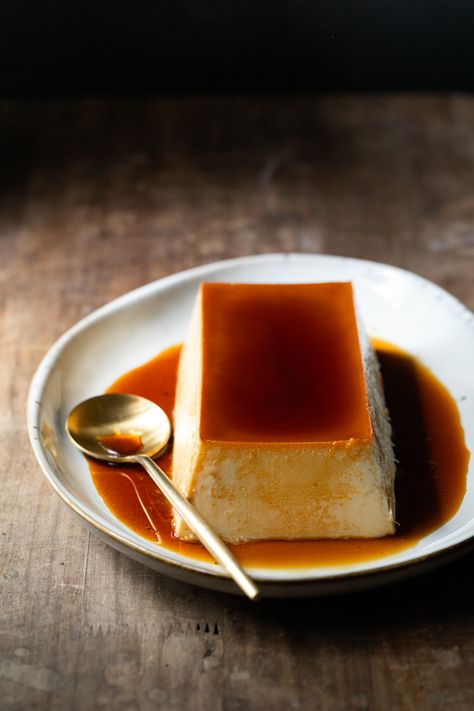 Condensed Milk Flan, Caramel From Condensed Milk, Condensed Milk Recipes Desserts, Condensed Milk Desserts, Milk Recipes Dessert, Sweetened Condensed Milk Recipes, Baking Lessons, Caramel Flan, Sweet Condensed Milk