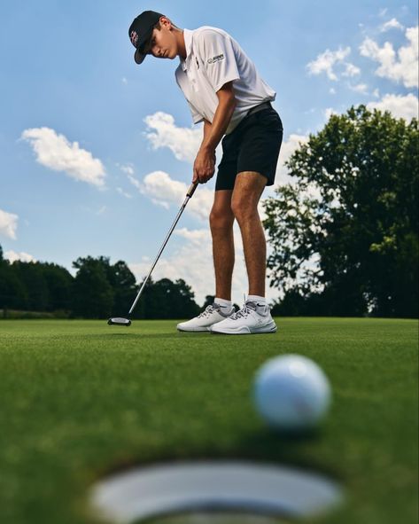 Golf Photoshoot Photo Ideas Women, Golf Course Senior Pictures, Senior Boy Golf Photos, Golf Tournament Photography, Golf Photography Ideas, Senior Picture Ideas For Guys Golf, Senior Pics Ideas For Boys, Golf Poses Photo Ideas, Golf Photoshoot Photo Ideas