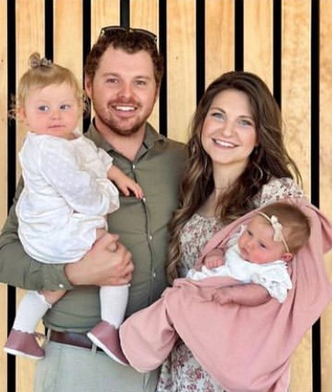 Duggar Daughters ♥️ (@duggar.daughters) • Instagram photos and videos Jeremiah Duggar, Fairytale Love, Jinger Duggar, Dugger Family, Family Drama, Proverbs 31, Love Stories, Christian Faith, Beautiful Things