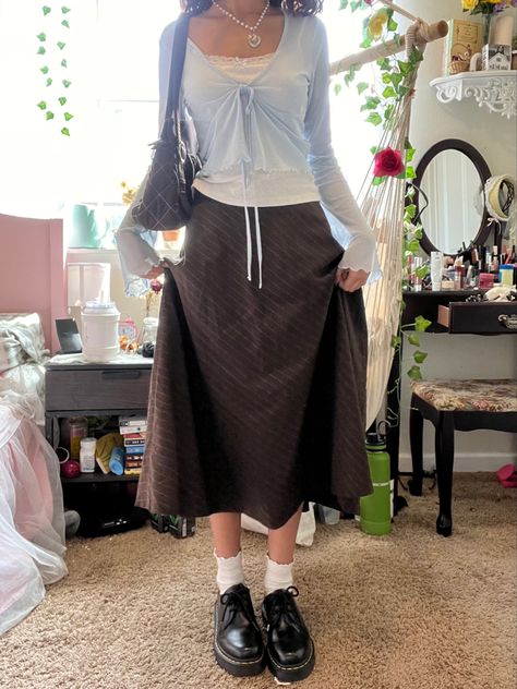 Long Skirt Cute Outfits, How To Style Long Floral Skirt, How To Style Corduroy Skirt, Outfits W Long Skirts, Soft Japanese Fashion, Sweaters And Long Skirts, Yotsuba Core Outfits, Melanie Inspired Outfits, Floral Wrap Skirt Outfit