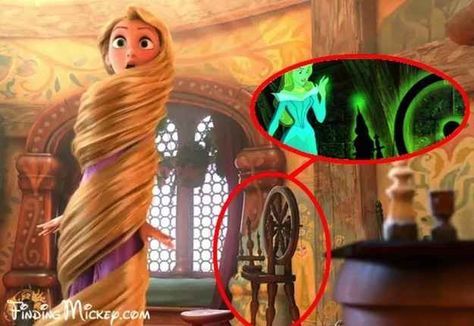 The spinning wheel from Sleeping Beauty is seen in Rapunzel's room in Tangled . | 22 More Disney Movie Easter Eggs You May Have Never Noticed Hidden Disney Secrets, Disney Secrets In Movies, Disney Humor, Disney Easter Eggs, Humor Disney, Disney Secrets, Disney Theory, Disney Crossover, Disney Easter