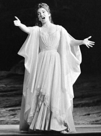 Aristotle Onassis, Woman Singing, A Night At The Opera, Maria Callas, Opera Singers, Film Tv, Classical Music, On Stage, Pose Reference