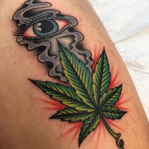 Rasta Tattoo, Green Tattoos, Catrina Tattoo, Leaf Tattoo, Inspiration Tattoos, Plant Tattoo, Tatuaje A Color, Badass Tattoos, Dope Tattoos