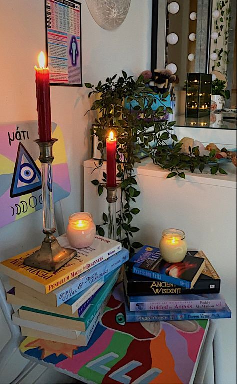 Book Astethic Room, Spiritual Table Decor, Alter Room Ideas, Crystal Corner In Room, Spiritual Corner At Home, Spiritual Decor Ideas Home, Spiritual Room Aesthetic, Spiritual Aesthetic Room, Raven Core