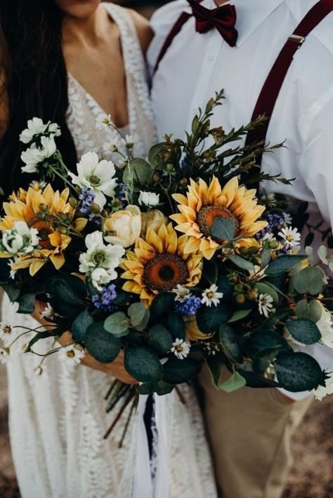 sunflower and forest greenery bridal bouquets Bohemian Bouquet, Sunflower Wedding Bouquet, Sunflower Themed Wedding, Silk Wedding Bouquets, Brides Bouquet, Sunflower Bouquets, Sunflower Wedding, Rustic Chic Wedding, Silk Wedding