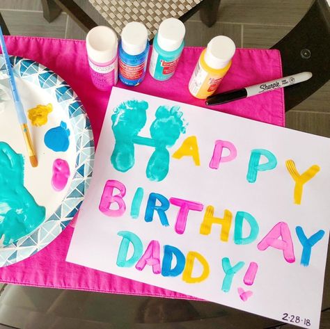 HAPPY BIRTHDAY DADDY!!! – Millie + Mommie Happy Birthday Crafts, Birthday Craft, Baby Art Projects, Happy Birthday Signs, 35th Birthday, Happy Birthday Dad, Birthday Crafts, Dad Birthday Card