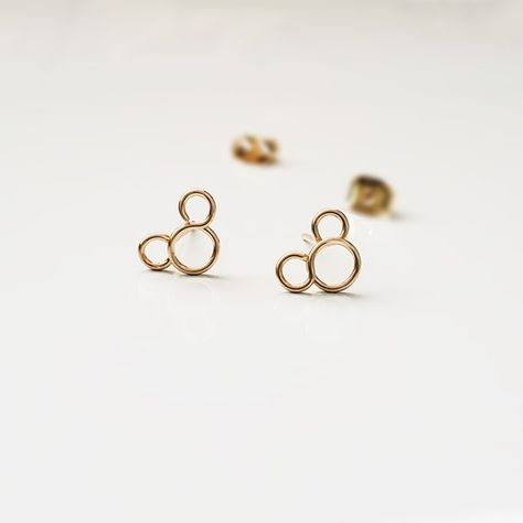 Earrings Disney, Disney Minimalist, Mickey Hands, Mouse Earrings, Mickey Earrings, Disney Earrings, Mickey Mouse Earrings, My Best Friend's Birthday, Disney Jewelry