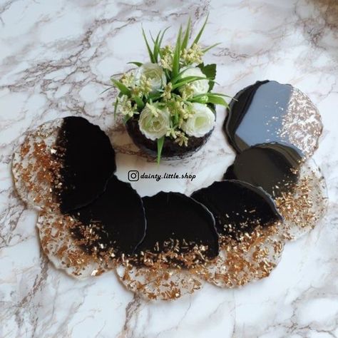 Set of 6 coasters up for sale! DM to order these gorgeous coasters 💌 Black And Gold Resin, Wooden Business Signs, Epoxy Coasters, Wooden Card Box, Black Coasters, Modern Coasters, Food Safe Epoxy, Cup Coasters, Wooden Wedding Signs