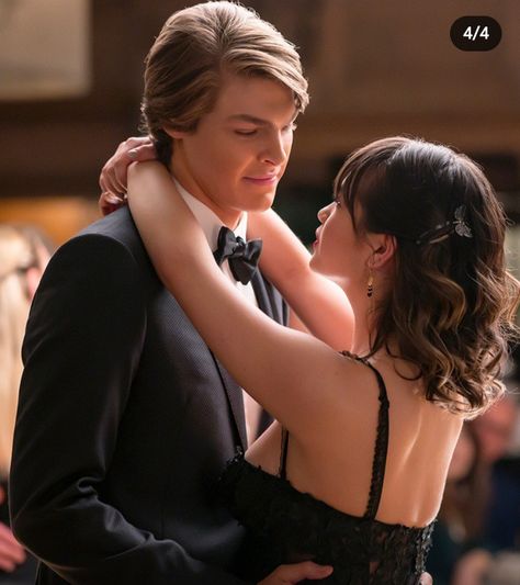 Graham Lansing, Blake Draper, Prom Pact, Disney Prom, Peyton Elizabeth Lee, Robert Palmer, Prom Costume, Julie Bowen, Joe Cocker