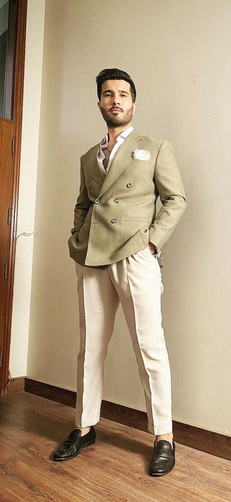 Stylish Mens Suits, Wahaj Ali, Feroz Khan, Formal Men Outfit, Mens Kurta Designs, Sajal Ali, Dress Suits For Men, Cool Hairstyles For Men, Men Stylish Dress