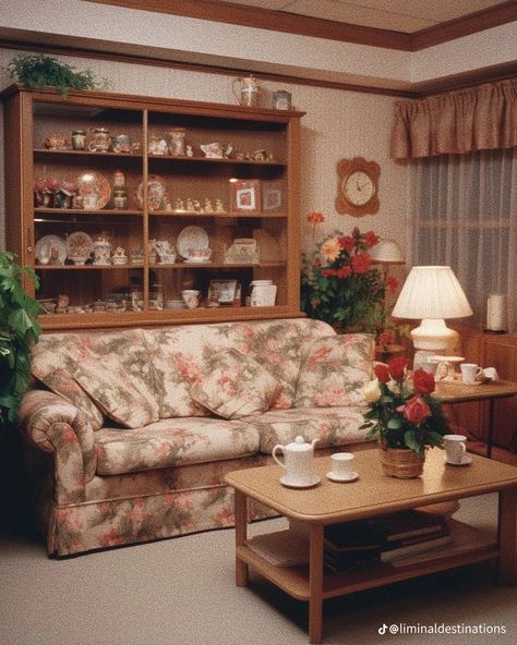 80s Living Room Aesthetic, 80s House Interior, 90s Furniture, 80s Living Room, 90s Living Room, 80’s Decor, 90s Interior, 90s House, 90s Home Decor