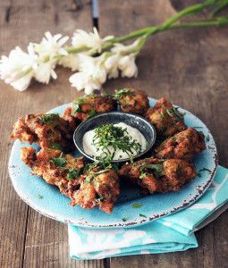 Fried Green Tomato Fritters omit flour sub cassava flour and almond flour Tomato Fritters, Fried Green Tomatoes Recipe, Green Tomato Recipes, Fried Green, Fried Green Tomatoes, Australian Food, Catering Food, Green Tomatoes, Entertaining Recipes