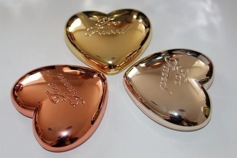 Too Faced Love Light Prismatic Highlighter Two Faced Highlighter Heart, Too Faced Highlighter Heart, Two Faced Highlighter, Two Faced Makeup, Highlighter Swatches, Too Faced Highlighter, Blinded By The Light, Contour Highlight, Two Faced