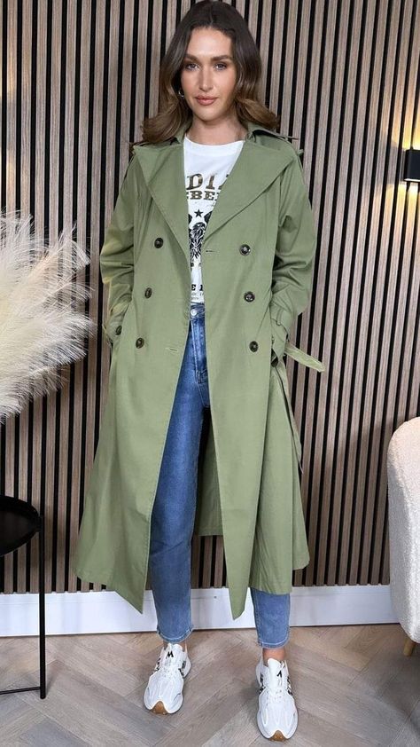 Khaki Trench Coat Outfit, Casual Trench Coat Outfit, Khaki Trench Coat, Green Trench Coat, Simple Summer Dresses, Trench Coat Outfit, Outfits With Converse, Collared Coat, Pinterest Fashion