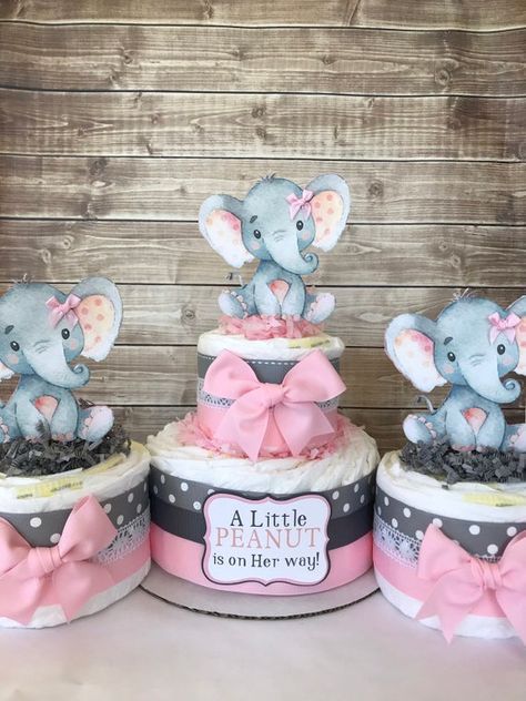 Baby Shower Bouquet, Elephant Baby Shower Centerpieces, Elephant Diaper Cake, Pink Baby Shower Cake, Ideas For Baby Shower, Peanut Baby Shower, Elephant Baby Shower Decorations, Elephant Baby Shower Theme