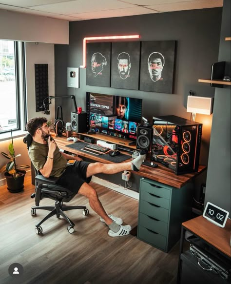 Insane Gaming Setup, Gaming Work Setup, Modern Gaming Office, Modern Gaming Desk Setup, Ikea Setup Desk, White And Wood Office Decor, Best Computer Desk Setup, Mens Gaming Office, Mens Office Setup