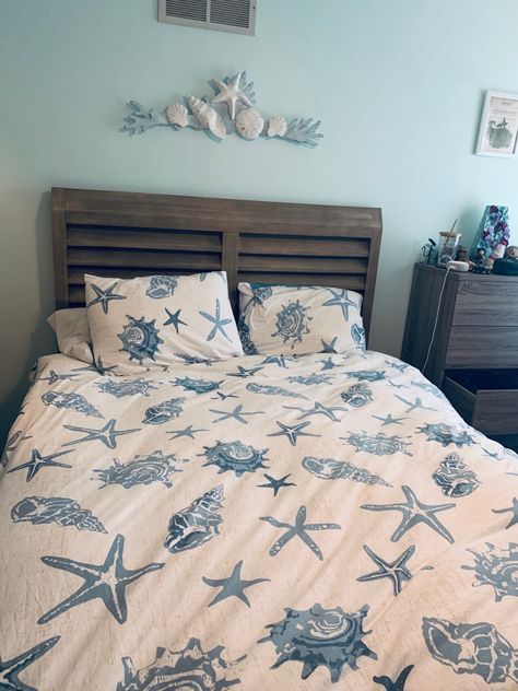 Blue Room Ideas, Bedroom Decor Items, Aesthetic Room Decor Ideas, Room Decor Blue, Surf Room Decor, Ocean Room Decor, Beachy Room Decor, Ocean Themed Bedroom, Beach Room Decor