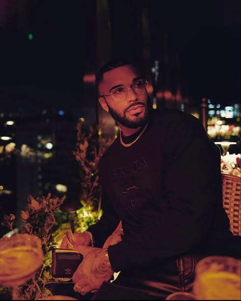 Tall Dark Handsome Men, Tyler Lepley, Fine Guys, Beard Fade, Character Inspiration Male, Black Men Street Fashion, Men Street Fashion, Man Crush Everyday, Best Mens Fashion