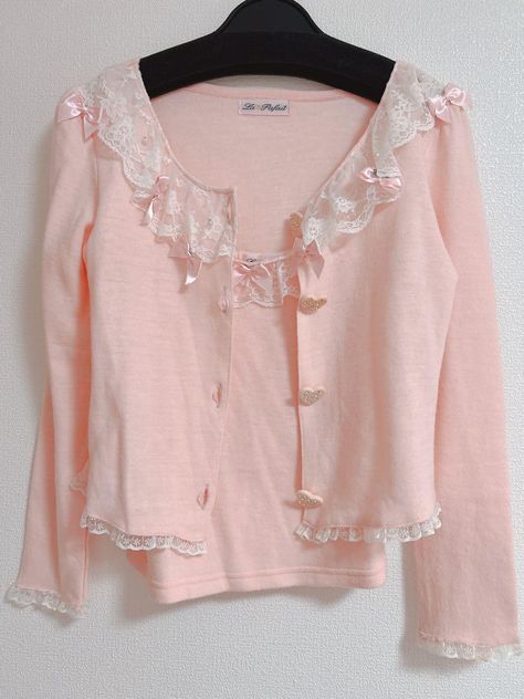 Pink Lace Shirt Outfit, Lace Shirt Outfit, Pink Lace Shirt, Cardigan Shirt, Lace Shirt, Sewing Ideas, Pink Lace, Shirt Outfit, Light Pink