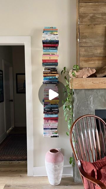 Katie + Sean + Farm + Adventures on Instagram: "Narrow, unused wall space >>> to magical floating book stack! 💫📚 
This was a really easy little installation for a quick impact, using a 6 piece set of invisible bookshelves from Amazon for $30. I love a good bit of granny chic aesthetic in a cool, modern way so having our books right where we can see them and all the colors they bring, makes me happy! ✨
.
.
.
#grannychic 
#grannychicaesthetic 
#diyprojects 
#diyhomedecor 
#makehomeyours
#thenewsouthern
#oldworldcharm
#myhomevibe
#myhometoinspire
#thiscreativehome
#idcoathome 
#mydreaminghome
#mycovetedhome
#myeclecticmix
#booklovers 
#amazonfinds #amazon" Invisible Bookshelves, Invisible Bookshelf, Chicago Bungalow, Floating Books, Apt Decor, Cool Bookshelves, Chic Aesthetic, Book Stack, Granny Chic