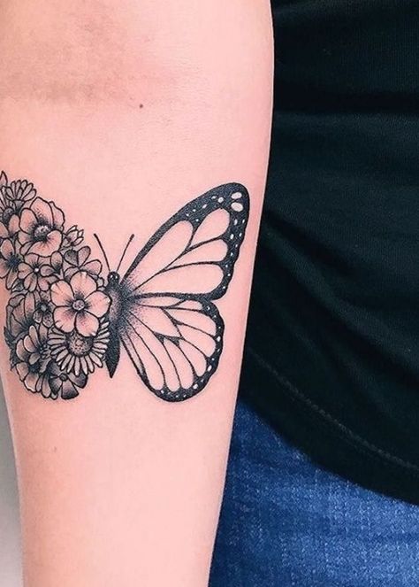 Melhores Dicas e ideias de tatuagens #butterflytattoos #tattooideas #tattoos Tattoo Transformation, Page Tattoo, Butterfly Thigh Tattoo, Butterfly With Flowers, Butterfly With Flowers Tattoo, Butterfly Tattoo Ideas, Unique Butterfly Tattoos, Tato Minimal, Butterfly Tattoo Meaning