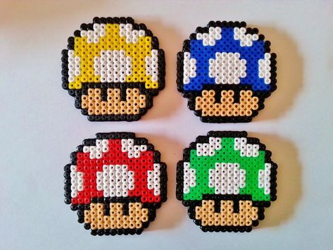 Hama Beads Champiñones super mario Hama Beads Mario, Perler Bead Mario, Perler Beads Ideas, Hamma Beads Ideas, Game Wall, Beaded Jewelry Pattern, Pixel Beads, Melty Bead Patterns, Hamma Beads